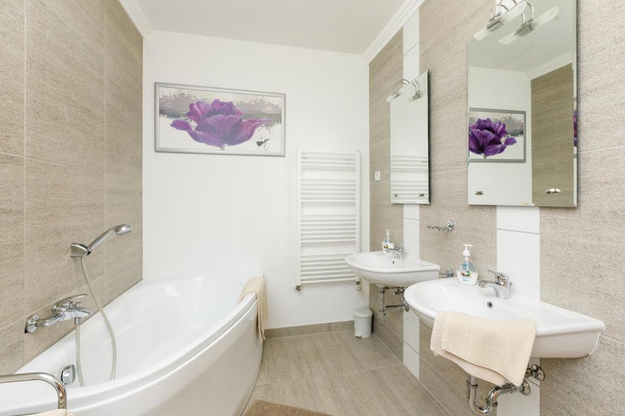 Andi Apartman Хевиз Экстерьер фото