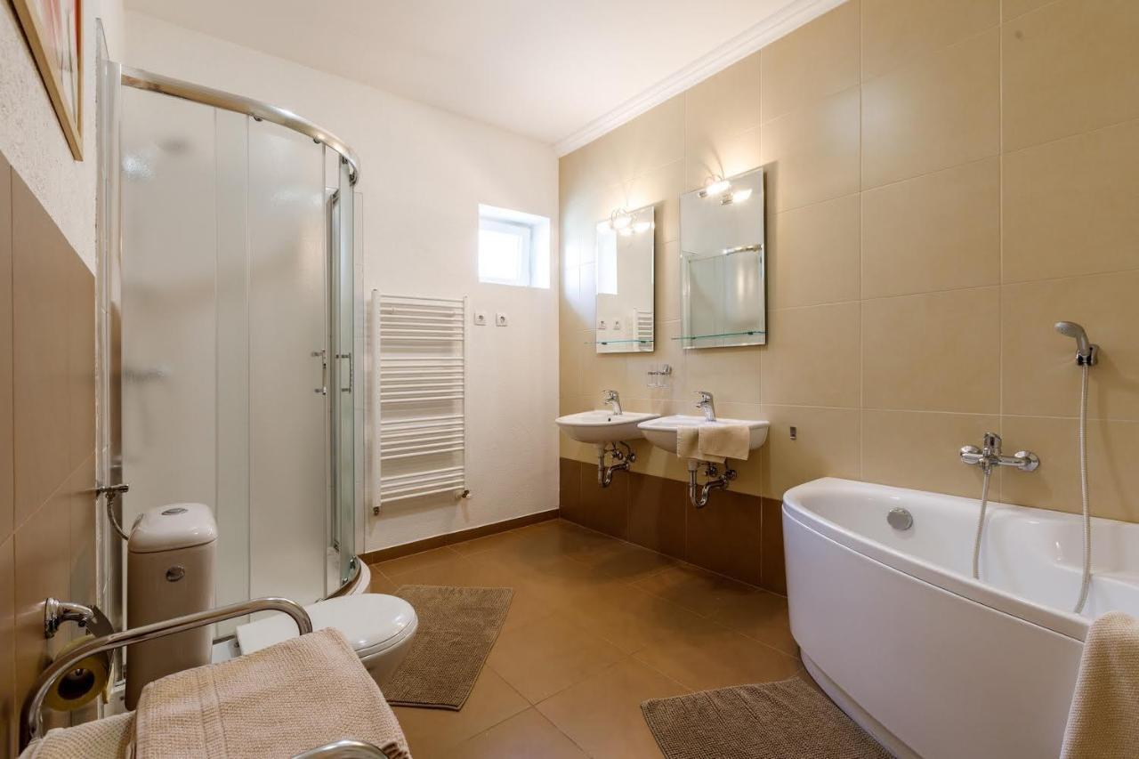 Andi Apartman Хевиз Экстерьер фото