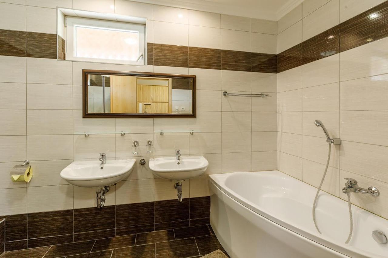 Andi Apartman Хевиз Экстерьер фото