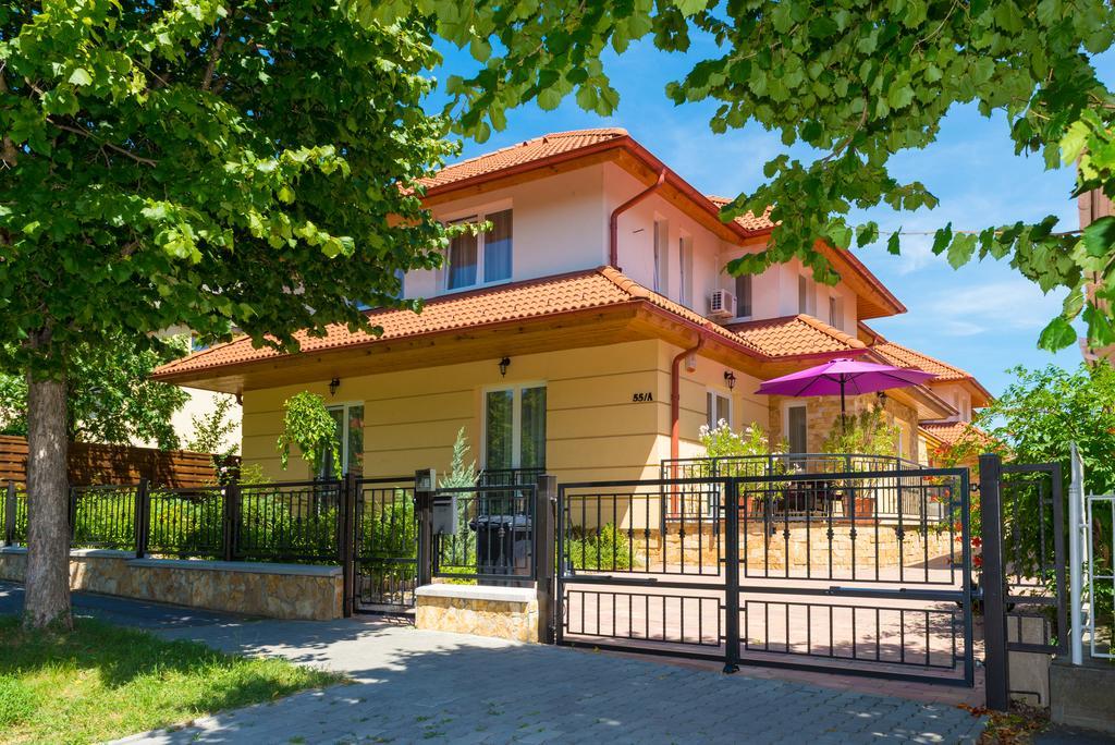 Andi Apartman Хевиз Экстерьер фото